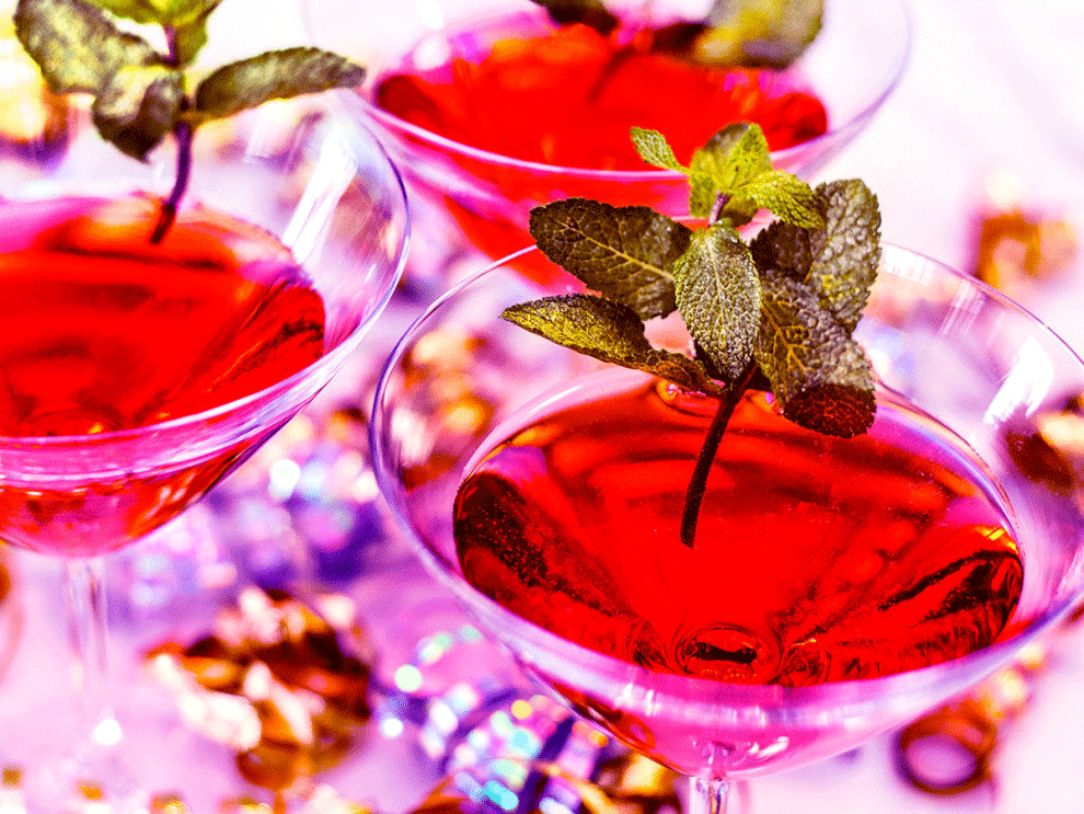 12 Must-Have Holiday Cocktails