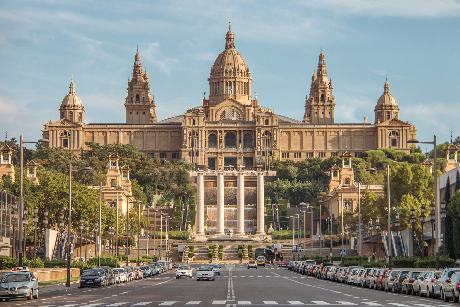 36 Photos That Showcase The Unique Beauty Of Barcelona