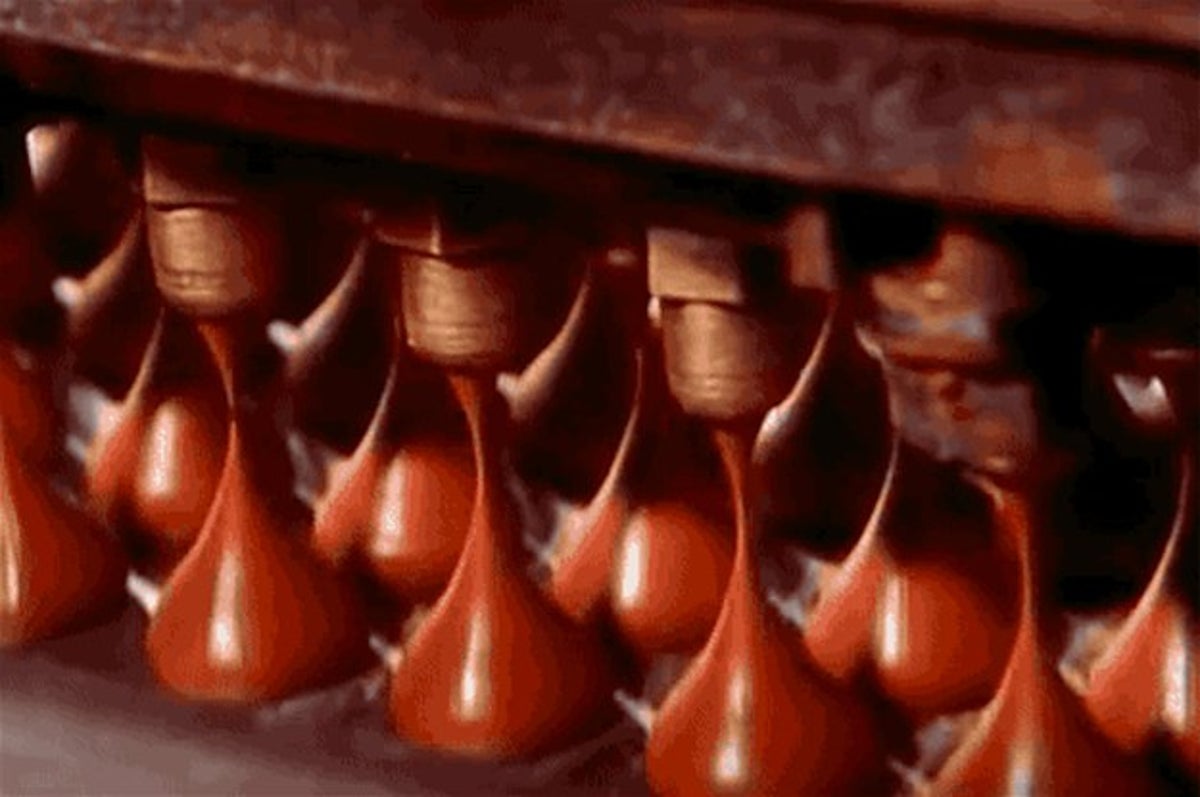 Img Buzzfeed Com Buzzfeed Static Static 16 11 30 18 Campaign Images Buzzfeed Prod Fastlane03 16 Oddly Satisfying Gifs Of Food Being Made 2 58 2 Dblbig Jpg Resize 10 Img Buzzfeed Com Buzzfeed Static Static 16 11 30 18 Campaign Images Buzzfeed Prod Fastlane03 16 Oddly Satisfying Gifs Of Food Being Made 2 58 2 Dblbig Jpg Resize 10