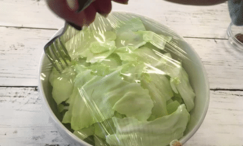 レンジで5分 包丁いらずの 無限キャベツ がビールにぴったり