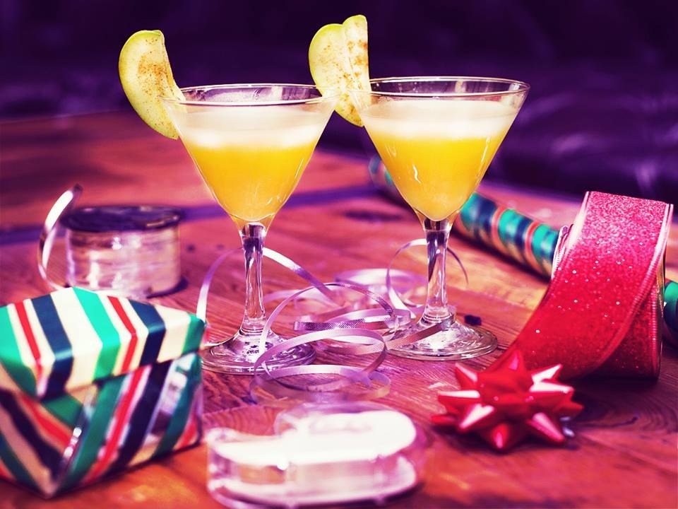 12 Must-Have Holiday Cocktails