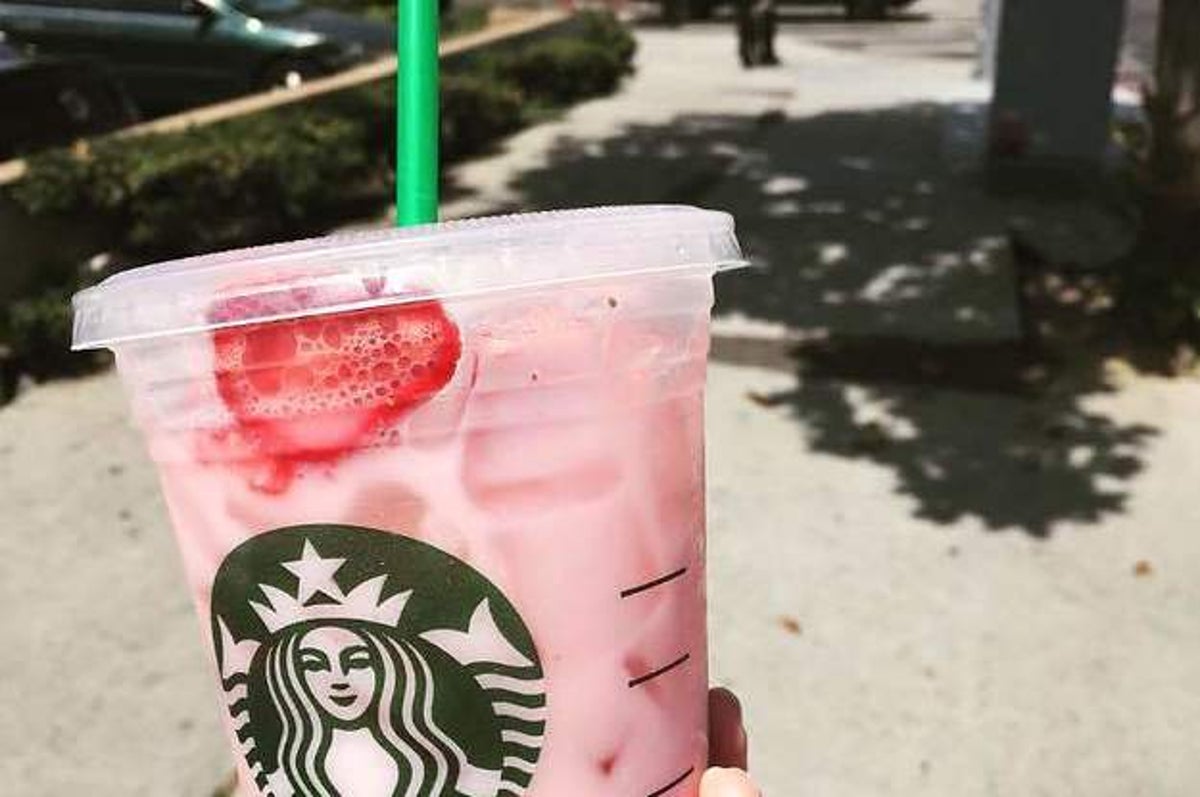 https://img.buzzfeed.com/buzzfeed-static/static/2016-12/1/14/campaign_images/buzzfeed-prod-fastlane02/we-tried-the-starbucks-pink-drink-and-it-was-frea-2-20317-1480620506-6_dblbig.jpg?resize=1200:*