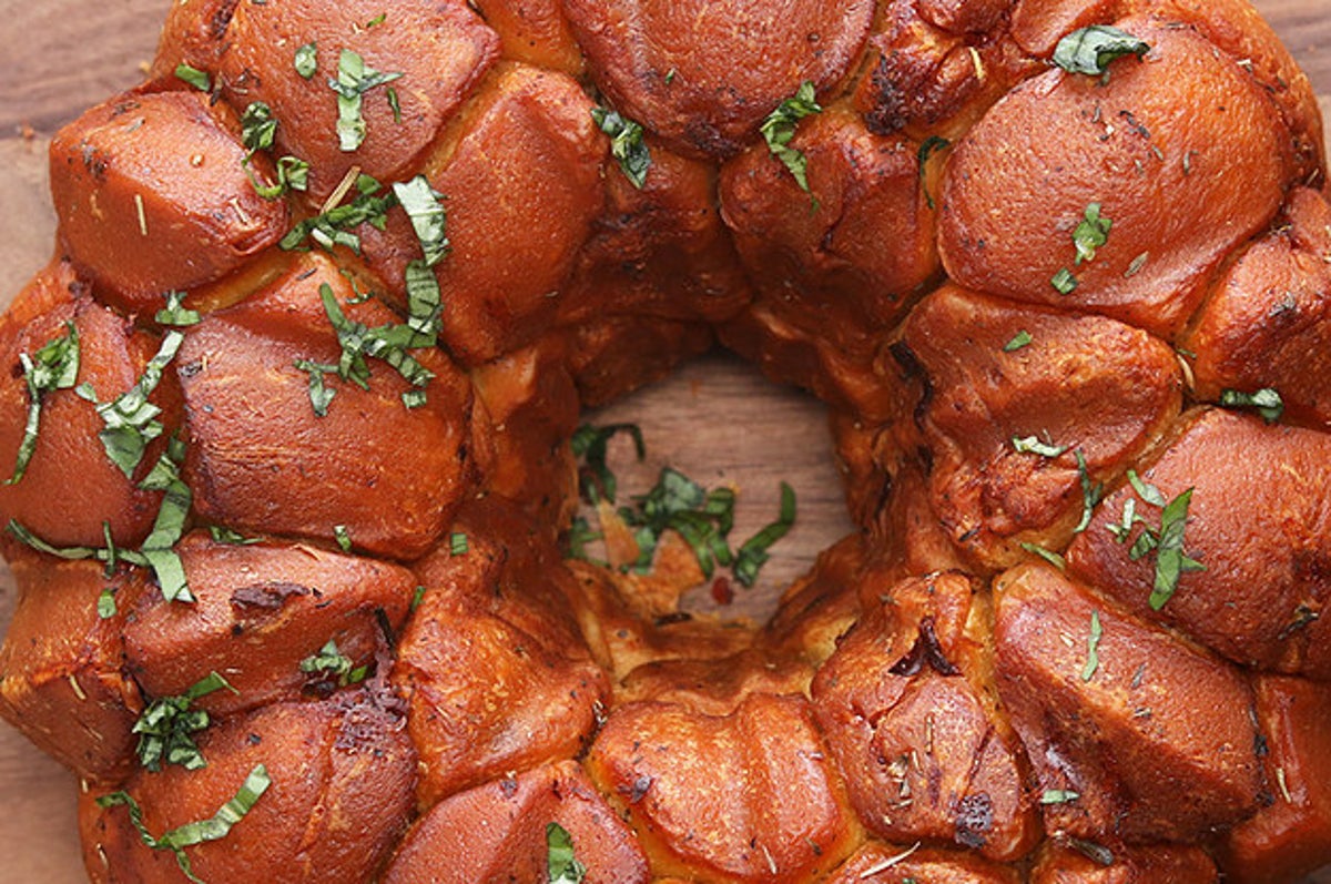 This Cheesy Bacon Monkey Bread Is Literally Everything You Ve Ever Wanted