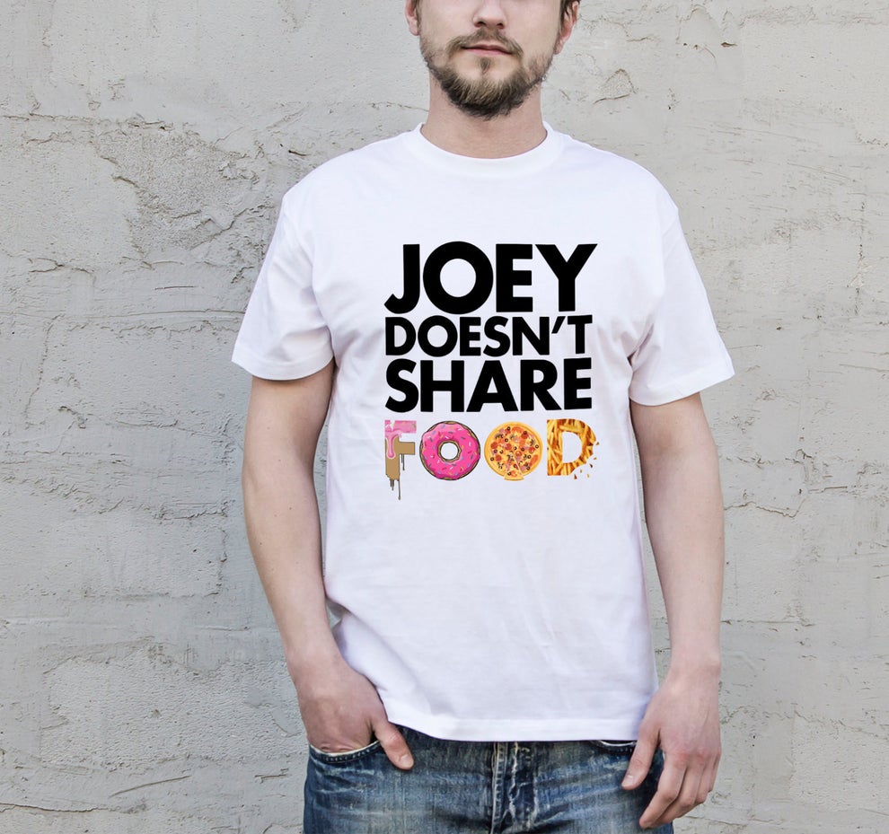 16 Perfect Christmas Gifts For Anyone Who Loves "Friends"
