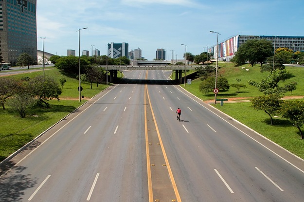 Resultado de imagem para carnaval em Brasília