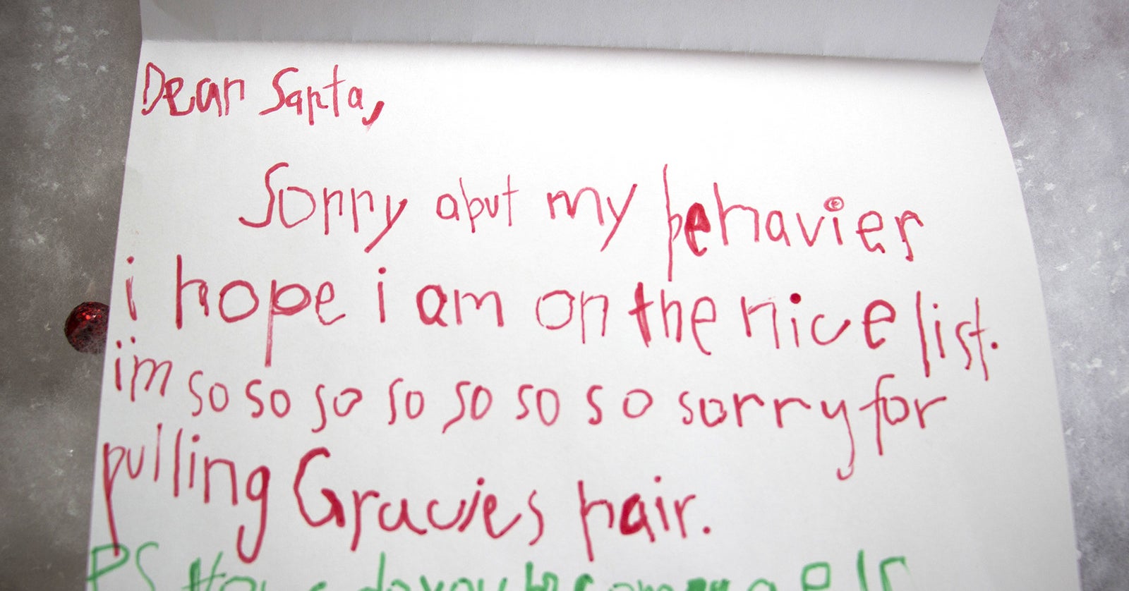 kids-are-sending-santa-letters-at-elf-on-the-shelf-headquarters-and-it