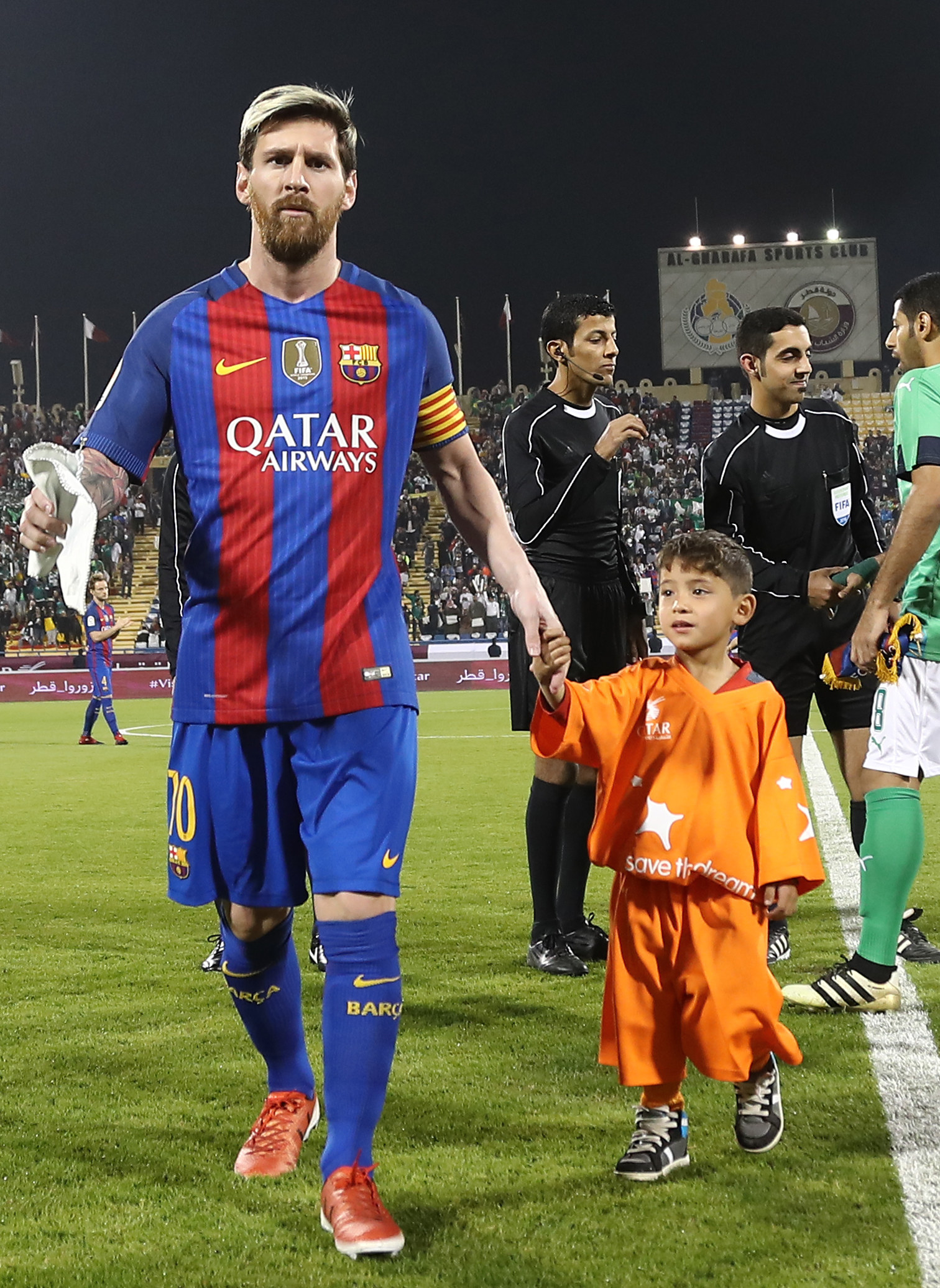 Score! Messi Replaces Little Fan's Plastic-bag Jersey