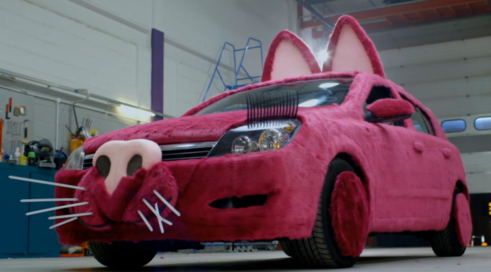 This Woman Turned Her Fiancé's Car Into A Giant Chicken Nugget