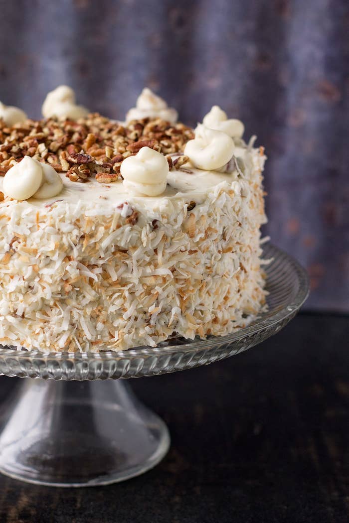12 Mouthwateringly Delicious Cakes That Are Too Good For This World