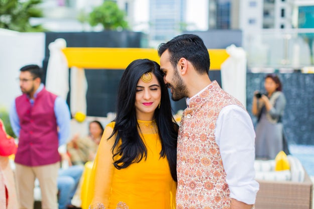 Huda is a Pakistani Muslim and Maneet is a Indian Jain. They dated for four years before deciding to take the plunge.