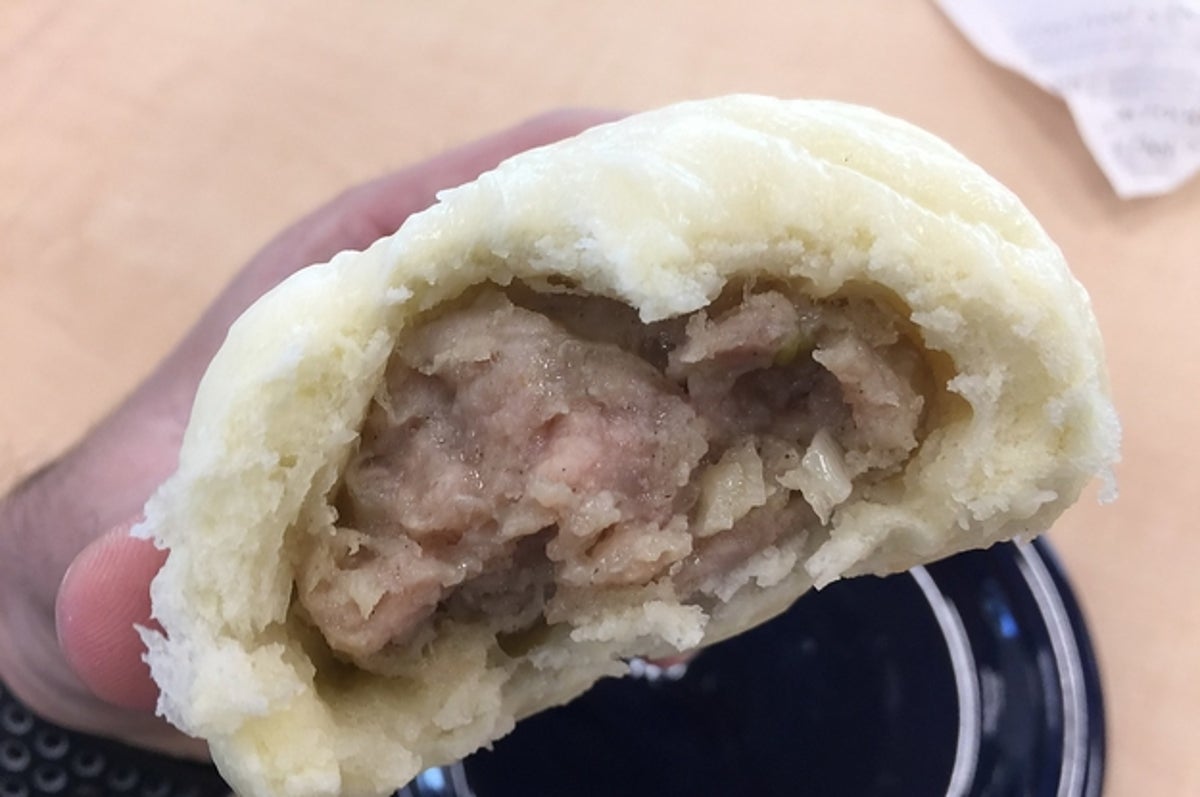 551 レベルに美味い ファミマのプレミアム肉まんを徹底レビュー 551 レベルに美味い ファミマのプレミアム肉まんを徹底レビュー