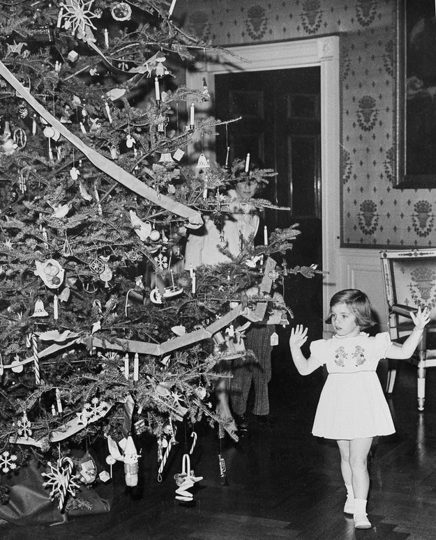 And this is Caroline Kennedy, small child and daughter of President John F Kennedy, in December 1961.