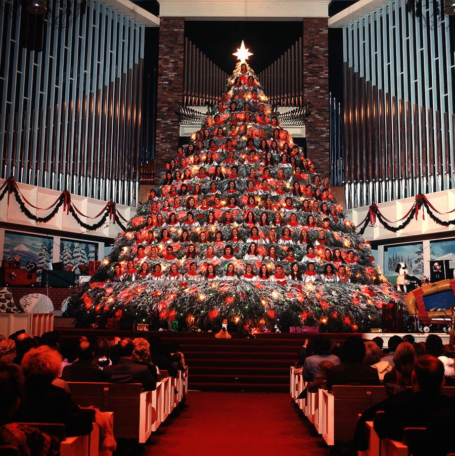 25 Incredible Pictures Of Christmas Past