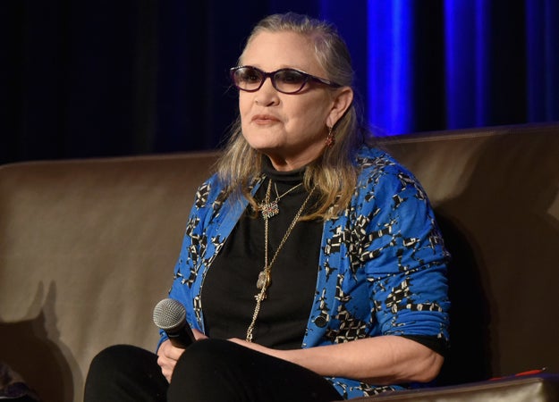 Star Wars actress Carrie Fisher has been rushed to the hospital after suffering a massive heart attack on a plane, TMZ reported Friday.