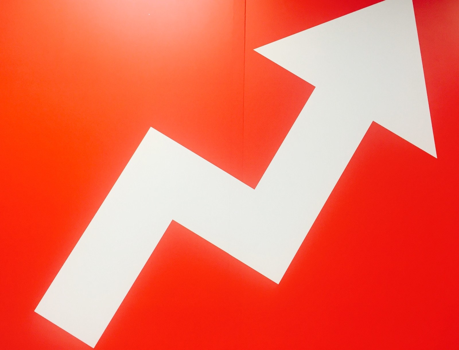 クレームはメディアに左右される 県庁職員が ネット炎上 の実情を吐露