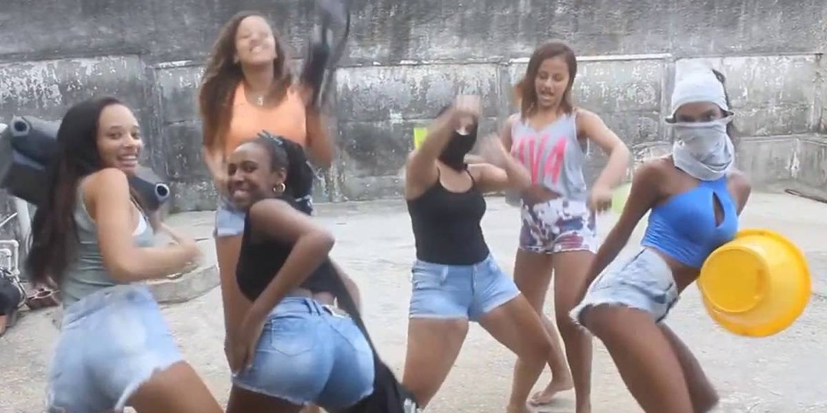 - Você está indo muito bemDEUS NO COMANDO