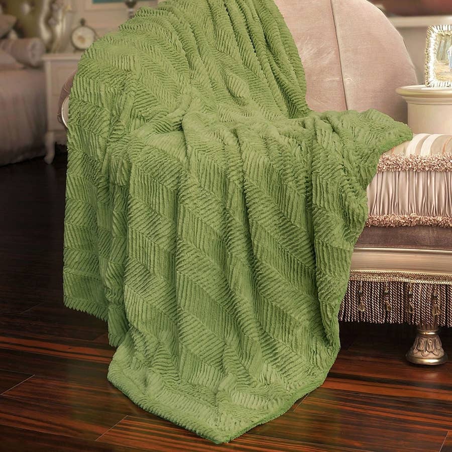 Coziest Blankets On Amazon