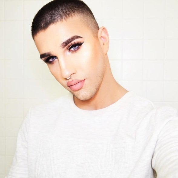 16 Hombres que dominaron el maquillaje en 2016