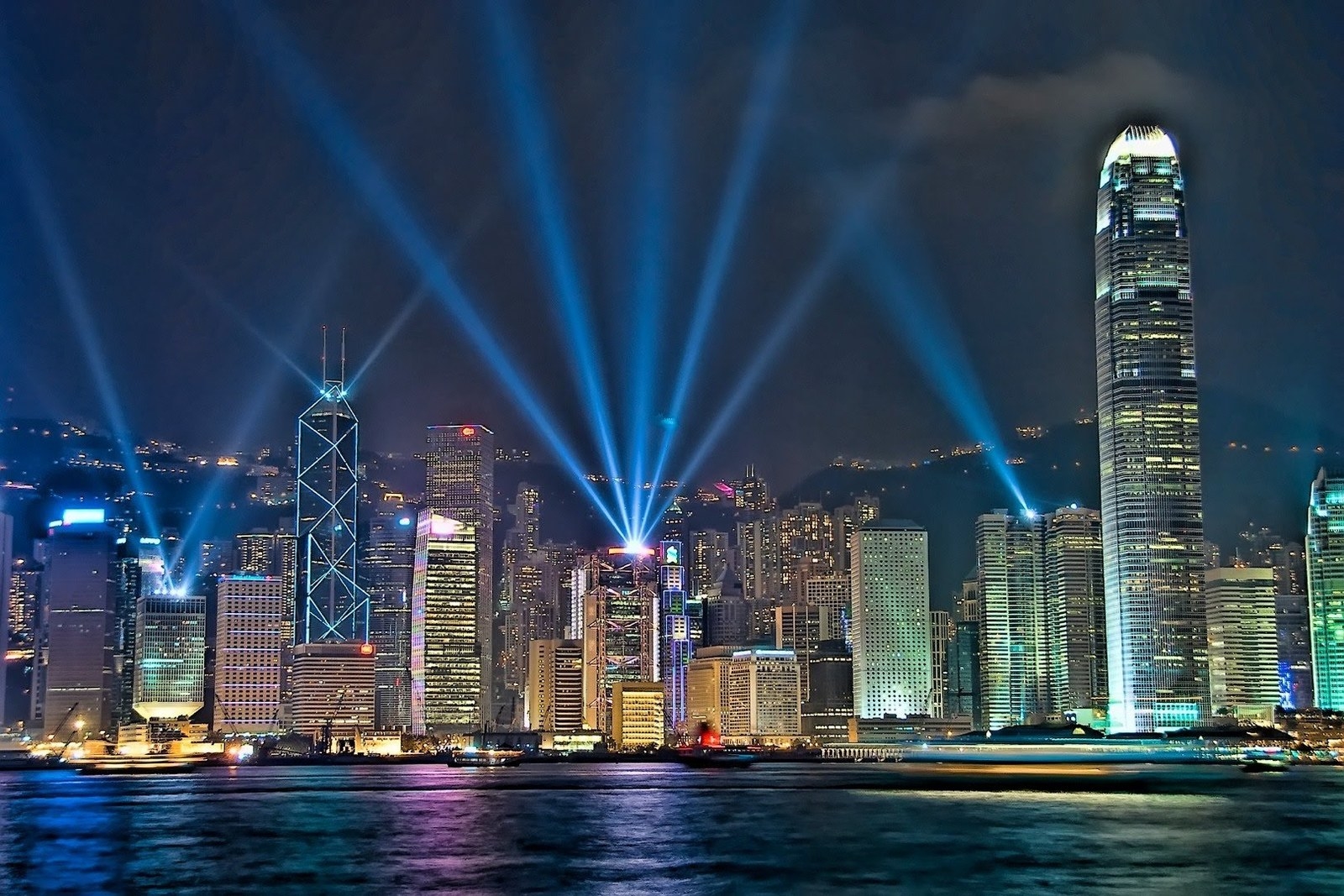 Stay on after dark by the harbour after you’re done with the Avenue of Stars, and you’ll be in for a treat; Feast your eyes on the dazzling ‘Symphony of Light’ show featuring Hong Kong’s beautiful skyline. It’s, free and it happens every night.
