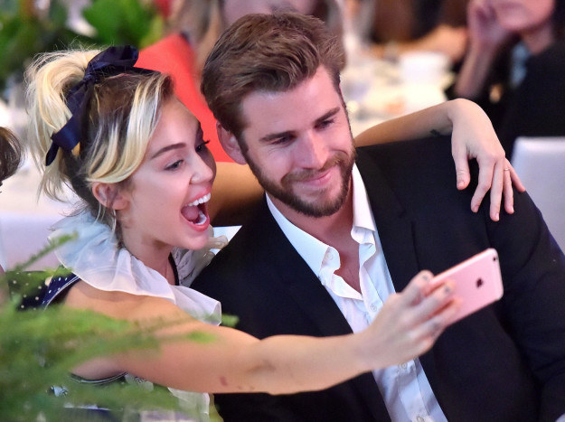 Ever since they've ~rekindled their romance~ last year, Miley Cyrus and Liam Hemsworth have been the absolute CUTEST COUPLE on the planet.