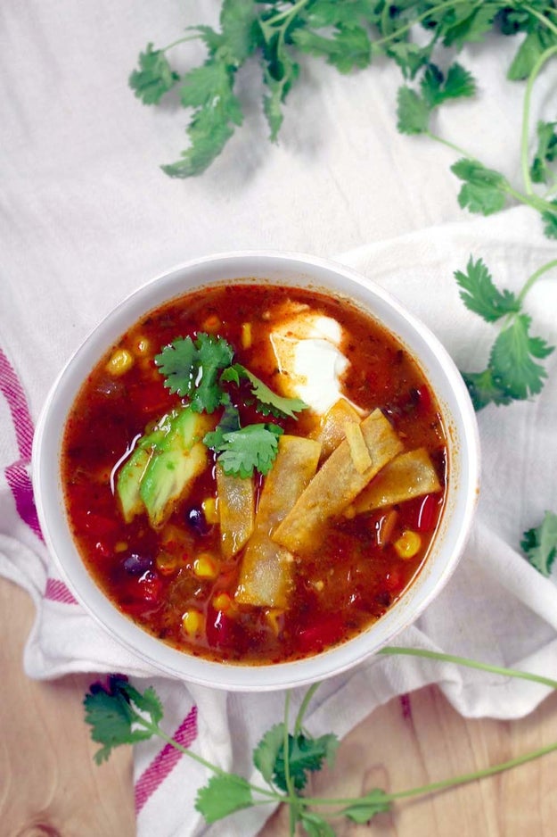 Healthy Vegetarian Tortilla Soup