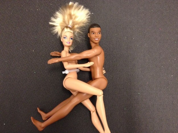 barbie kissing ken without dress