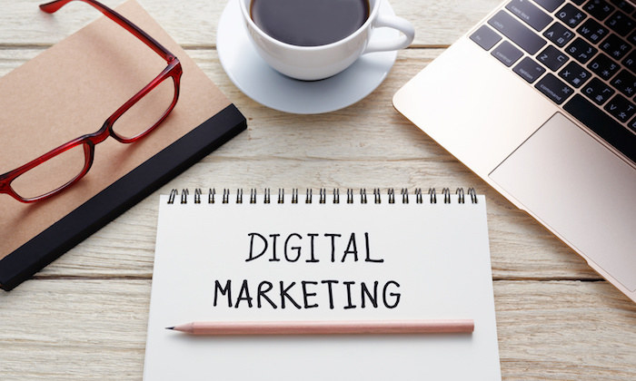 The numbers last year represent an opportunity to orient correctly when deciding which media should invest and also show the priority that Dallas web design give to responsive web designs due to the increase of users of tablets and mobile phones.Here we present 7 curious statistics that could give a turn to any strategy of Online Marketing: