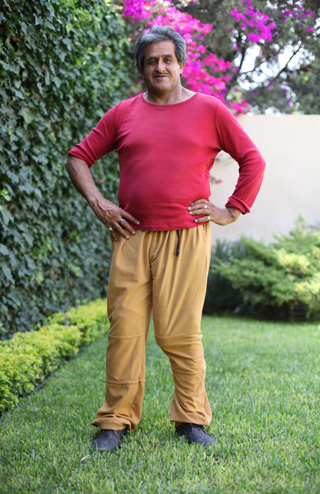 This is Roberto Esquivel Cabrera of Saltillo, Mexico. He's 54, and he has an 18.9-inch penis. #FACTS.