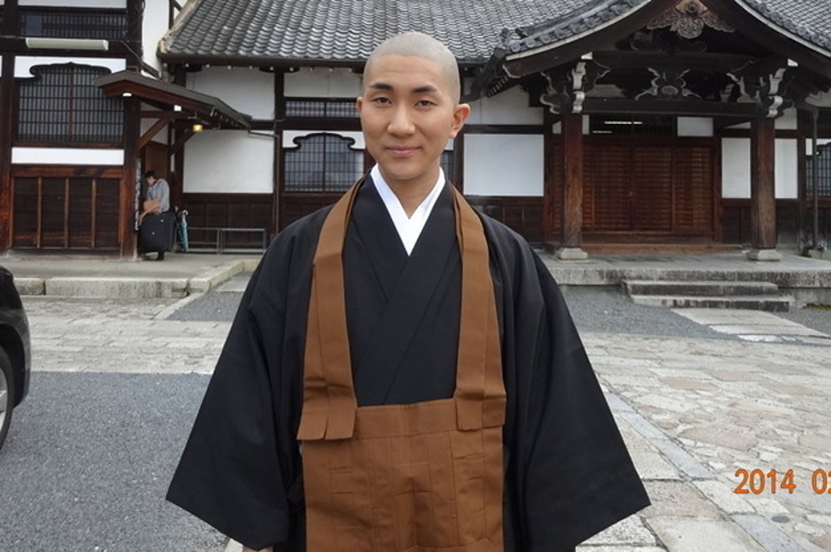 This Buddhist Monk Is A Celebrity Makeup Artist And His Instagram Is Fierce  As Hell