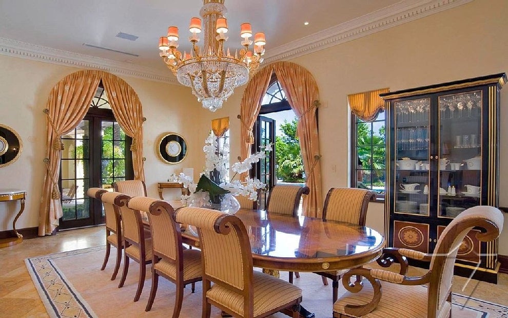 19 Insanely Beautiful Dining Rooms That Will Make You Want To Throw A ...