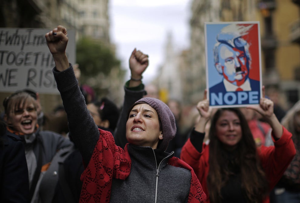 32 Of The Most Powerful Photos Of Women's Marches Around The World