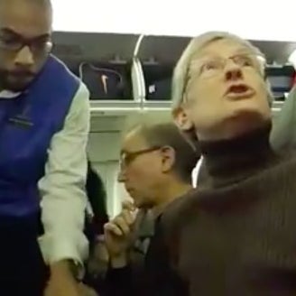 Portland woman kicked off plane for harassing Trump supporter