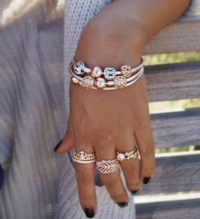 onregelmatig Glad Strak 12 Pandora Rings And Bracelets You Need In Your Life