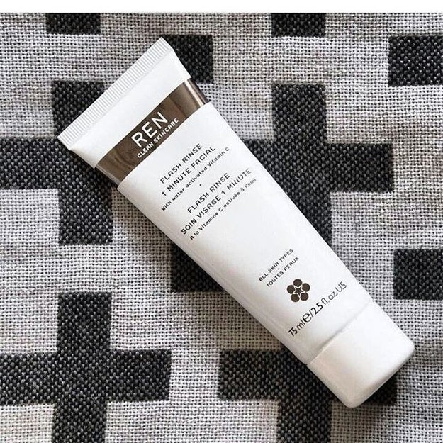 Apply a gentle facial treatment that shortens your skin care routine down to a one-minute affair.
