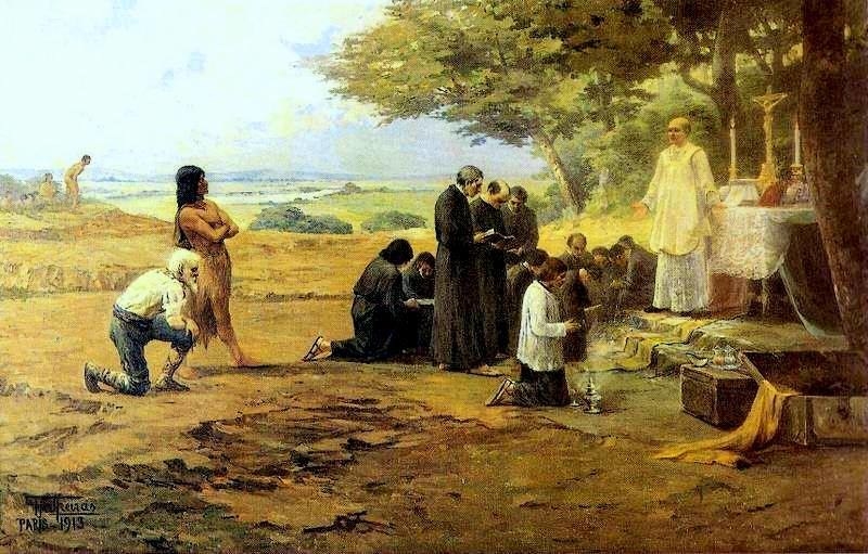 Em 1532 Martim Afonso oficializou a aldeia de Campos de Piratininga como vila, porém somente após 1554, quando a Companhia de Jesus subiu a «A Muralha» (Serra do Mar) com a missão de evangelizar os habitantes da região, a cidade começou a nascer. O planalto era habitado pelos índios tupiniquins, amigos dos portugueses. Em certas épocas do ano, alguns peixes ficavam presos em lagoas rasas, secando ao sol se não fossem recolhidos, próximo ao local que foi designado aos jesuítas. Por esse motivo, era chamado de Piratininga, «rio do peixe seco». Uma missa foi celebrada no dia 25 de Janeiro, dia da conversão do apóstolo Paulo, segundo o Vaticano, pra edificação de um colégio jesuíta e duma igreja, dos quais apenas restam uma parede de taipa no atual Pátio do Colégio e as fundações sobre as quais foi construída uma nova igreja. Em volta dele edificou-se a vila de São Paulo de Piratininga, que um dia se tornaria a maior cidade do continente.