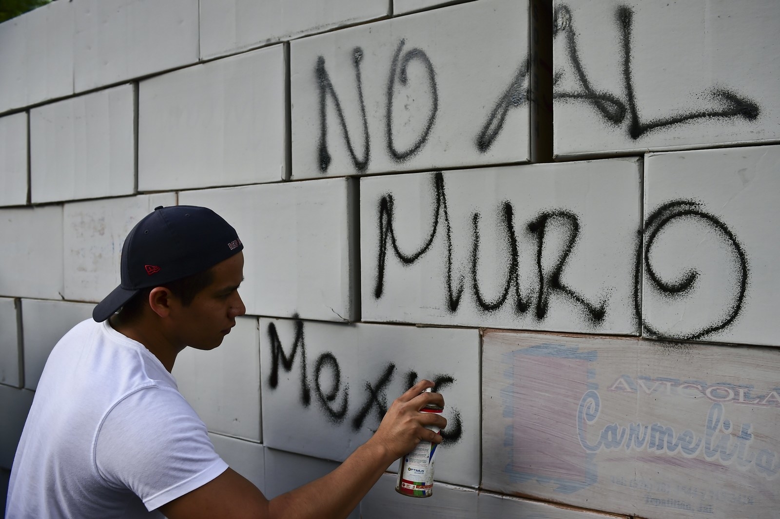 Y definitivamente no lo vamos a construir nosotros, diga lo que diga Trump.