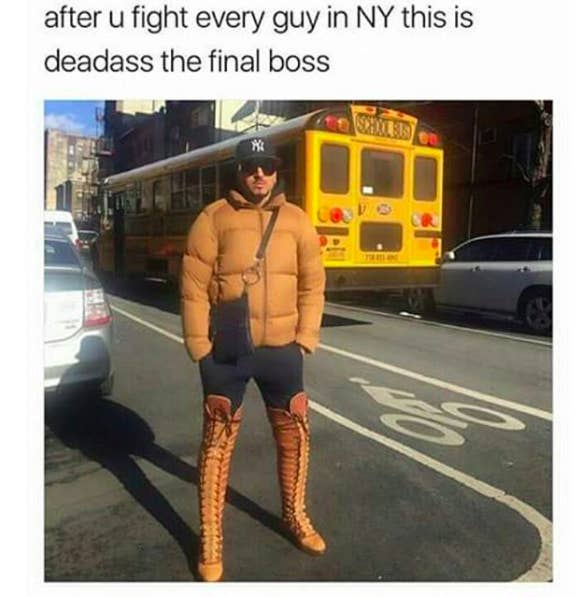 Stay Clear Of Any Nyer Dressed Like This In 2021unless You Got A