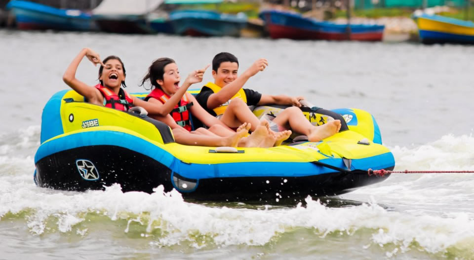 From white-water rafting to scuba diving, the island is ideal for many water-sports and boasts one of the top ten surf spots in the world. As the beach dominates this area, you can see a plethora of water sports like water skiing, jet skiing, banana boat rides, windsurfing etc.