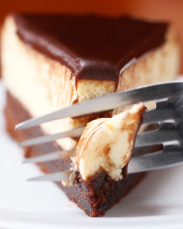Chocolate Fudge Brownie Cheesecake