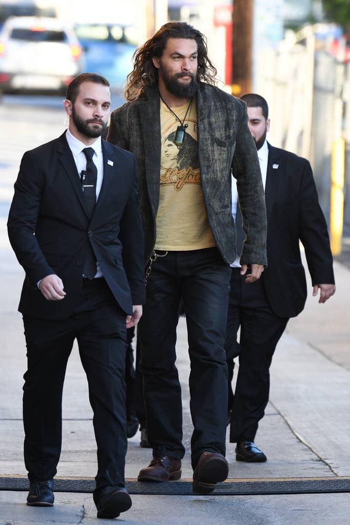 Jason Momoa Is Literally Twice The Size Of His Bodyguards