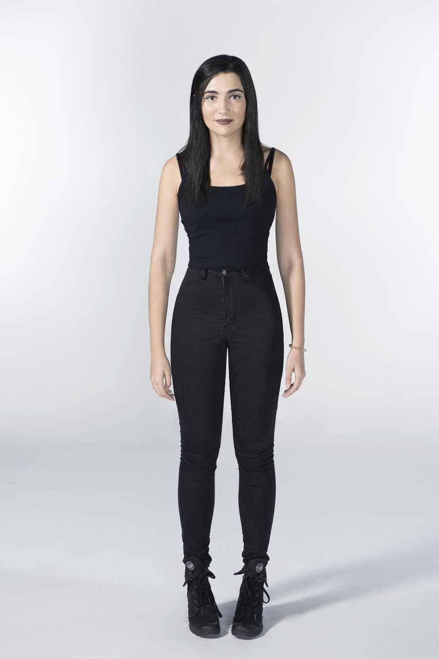 いろんな国の 理想の美 の姿になるように Photoshopで加工してもらったら 複雑な気持ちになった