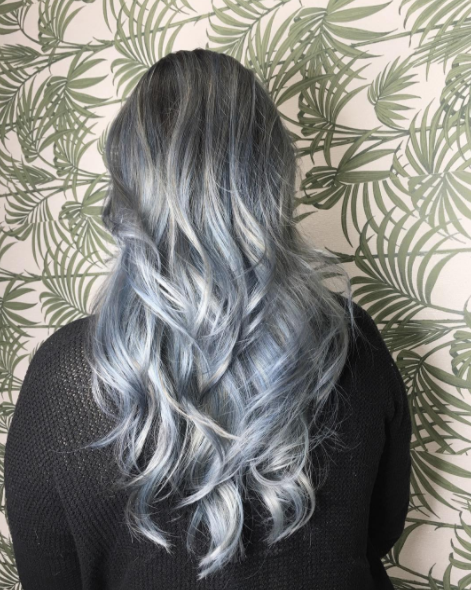 16 Pieces Of Definitive Proof That Blue Hair Is The 2017 Trend You NEED
