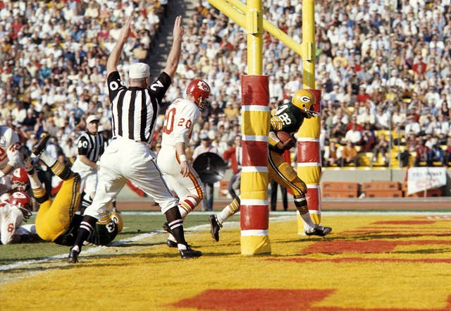 26 Amazing Pictures From The First Super Bowl Ever