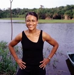 Ah Joanna. I admire the woman's faith. I do. And I can even understand her not wanting the touch the idol or be near it. Her going off on Christy is what makes me not like her. Plus she made everyone else feel stupid and that they weren't good enough because they didn't work as hard as she did.