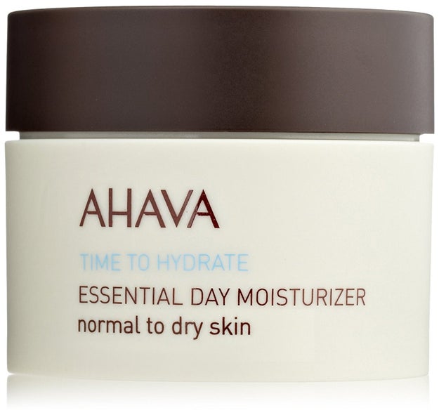 A daily moisturizer that's like a tall glass of water for your face and neck, AKA is actually hydrating.