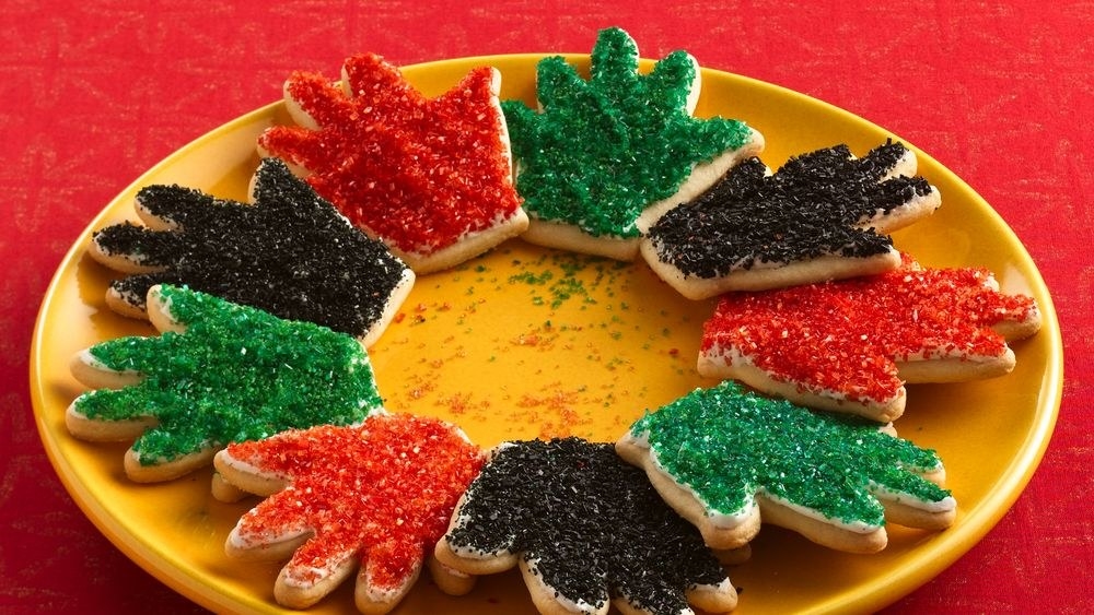 Perfect sugar cookies that can be finished in an hour! Great after school snack.