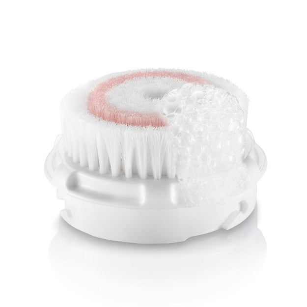 A Clarisonic replacement brush head that's soft and plush for even sensitive skin.