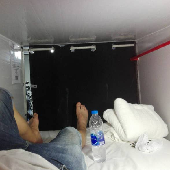 24 Photos That Will Be Extremely Uncomfortable For Claustrophobics