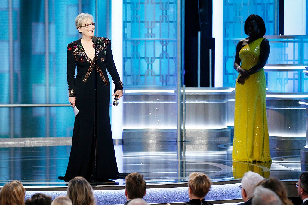 El galardón se lo entregó su buena amiga, Viola Davis.
