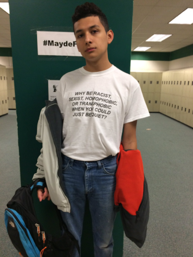 A teenager from Texas is going insanely viral on Twitter after posting a photo of himself rocking a shirt with a simple but powerful AF message.